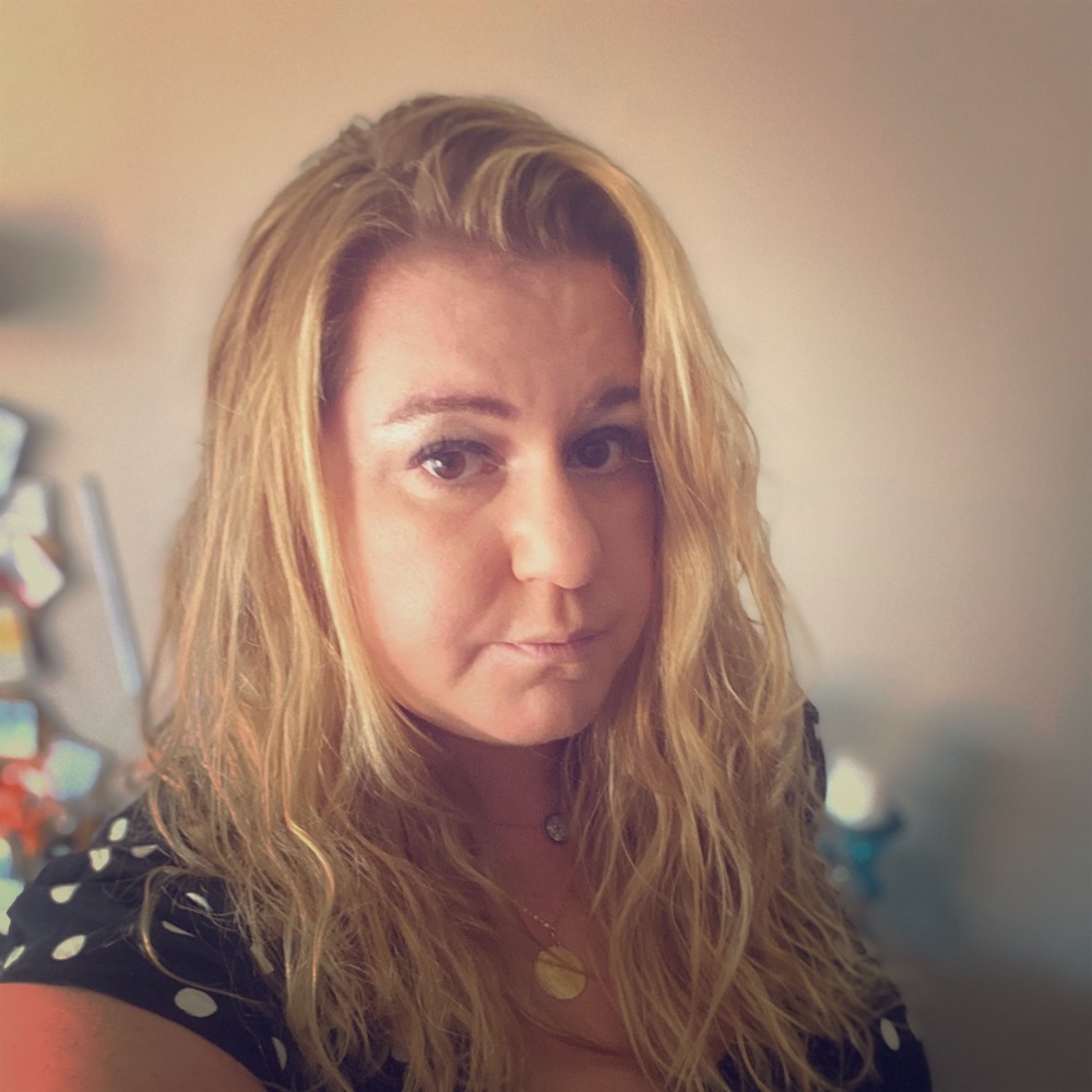 Meet your Posher, Stephanie
